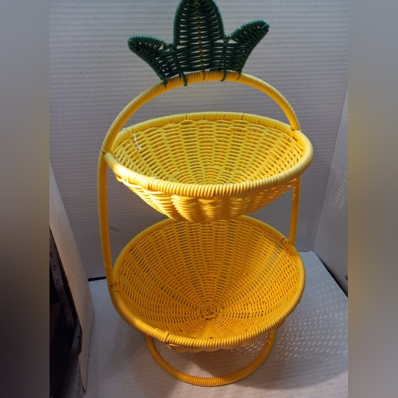 Ciroa Tier Summer Pineapple Resin Wicker Rattan Woven Fruit Vegetable Basket - Picture 1 of 16